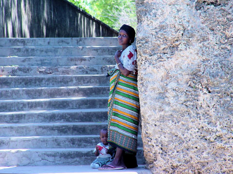 CLICK HERE - Woman and Child in Mombasa's Old Town